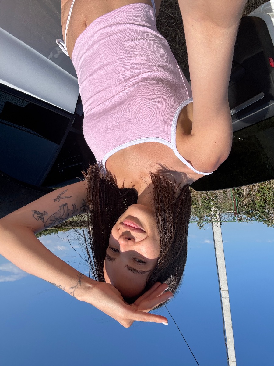 Sexy model Tina in Douala